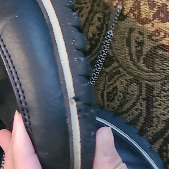 Women's size 9.5 Sorel Boots - Picture 7 of 7